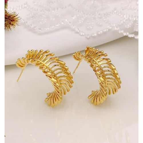 Sara's Gallery Circular Earring Golden Color..