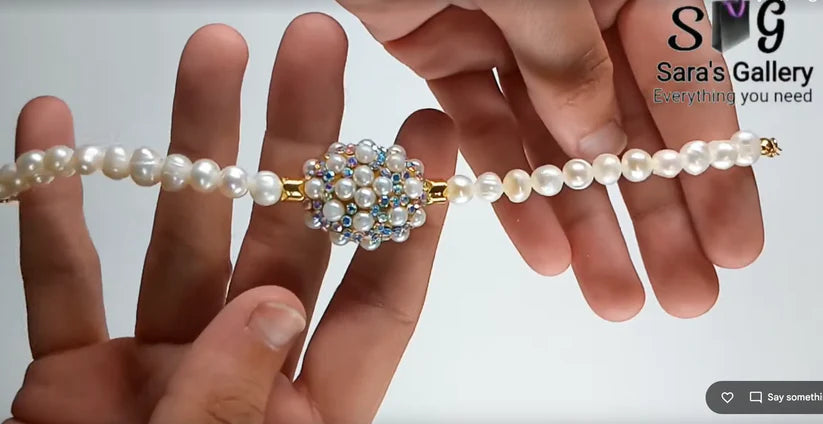 Natural pearl necklace